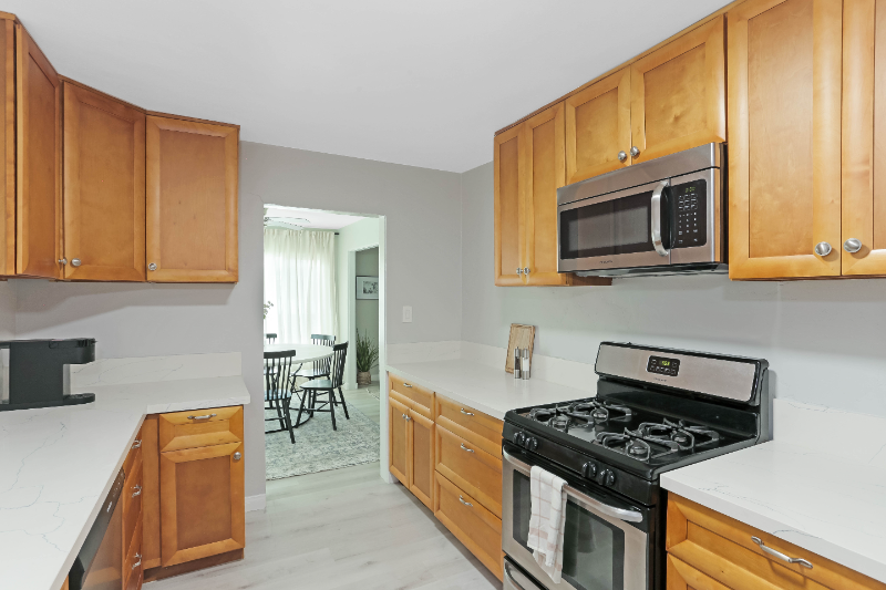 322 Garfield Street - Photo 5 of 20