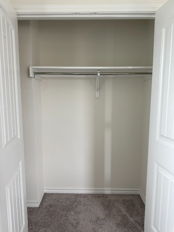 3620 Silver Set - Photo 5 of 7