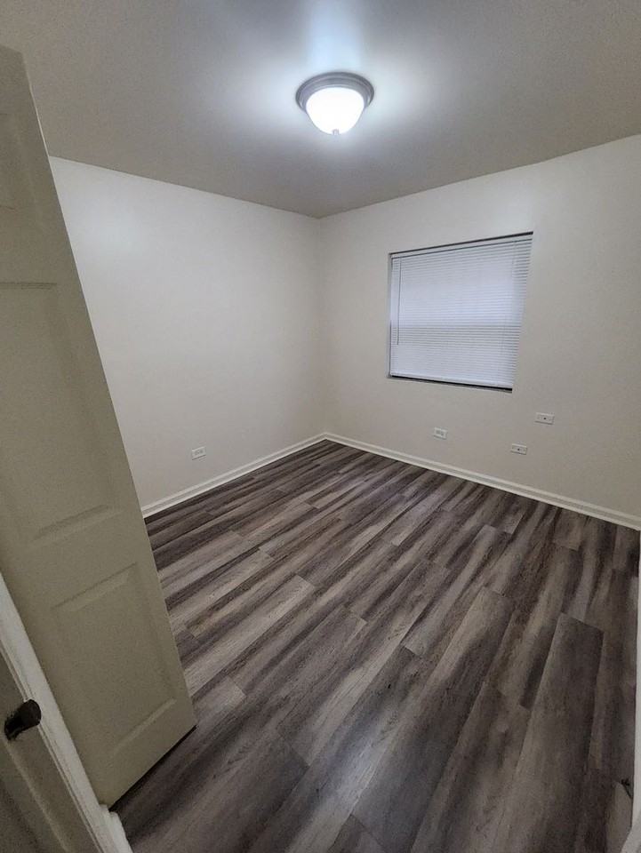 6650 S Drexel Ave. - Photo 4 of 5