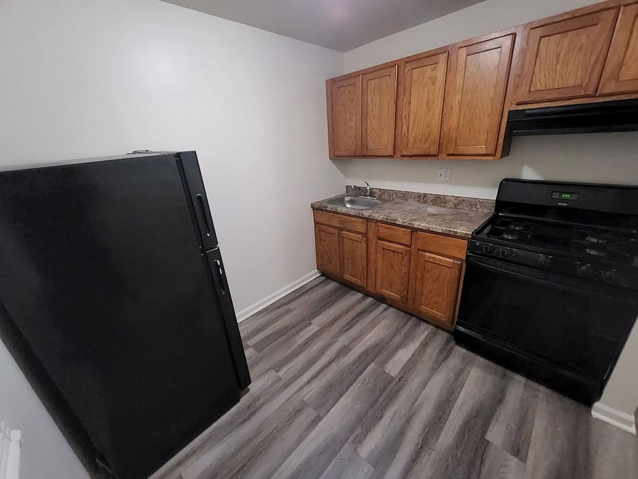 6650 S Drexel Ave. - Photo 5 of 5