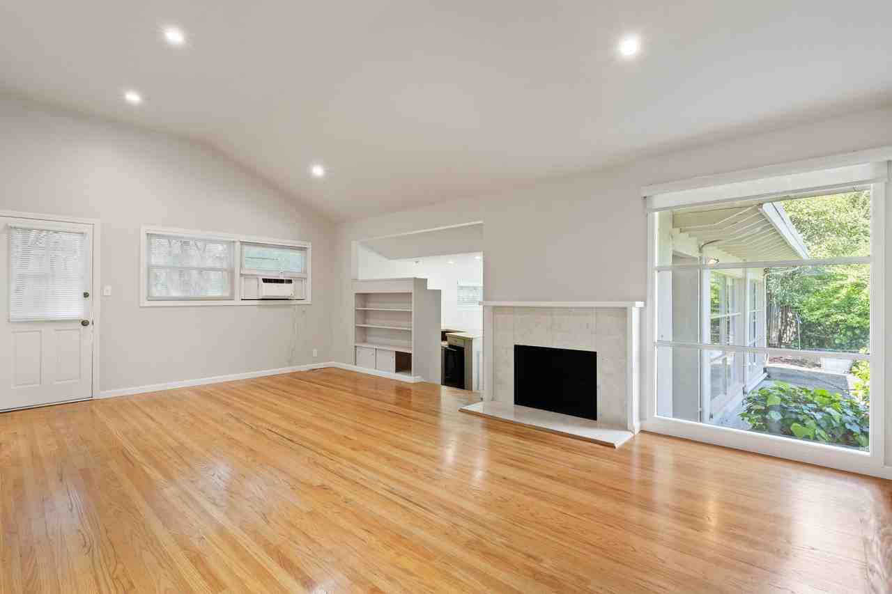 2650 Mcgarvey Ave - Photo 3 of 24