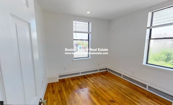 44A Joy St #2 - Photo 4 of 6