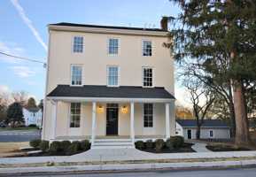 featured image of 32 Pine St #3