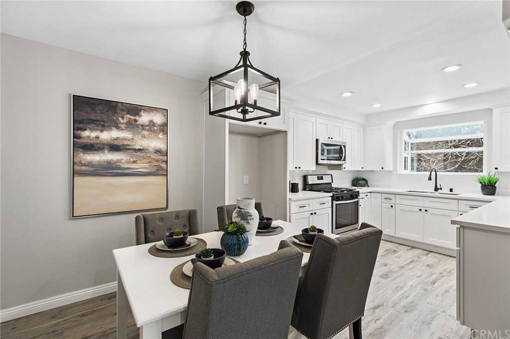 13724 Cordary Ave #2 - Photo 4 of 13