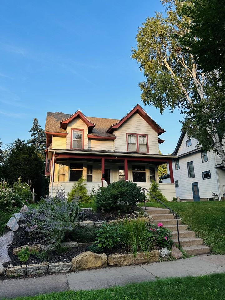 984 W Hampden Ave #NA - Photo 3 of 27