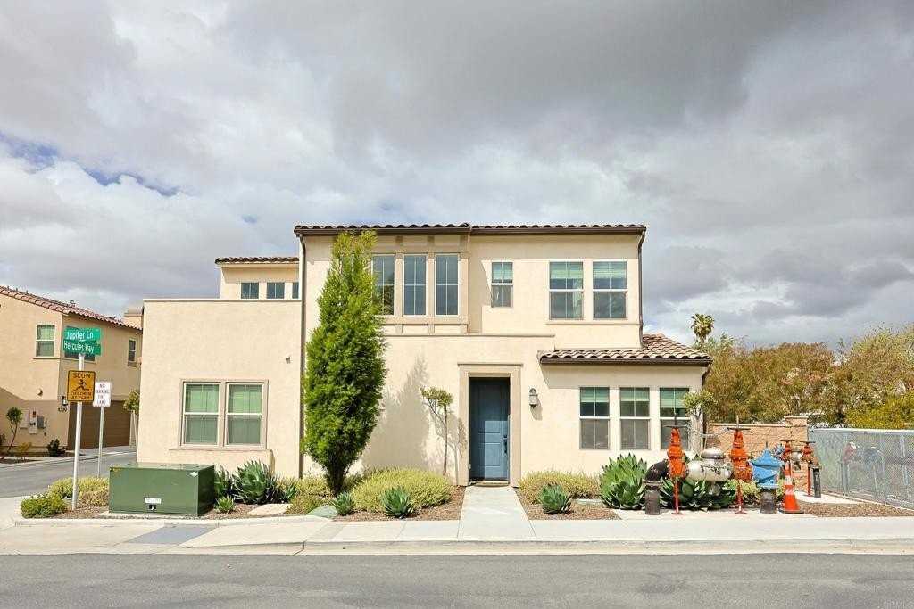 10134 Hercules Way - Photo 2 of 33