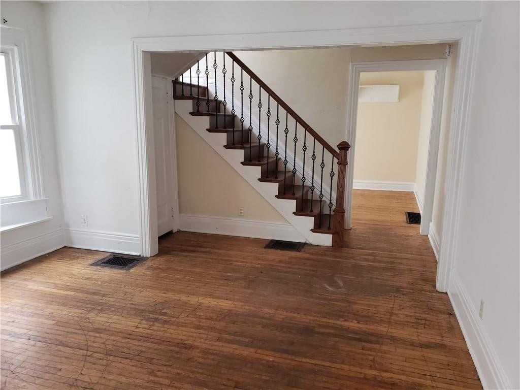 36 Berkshire St - Photo 7 of 16