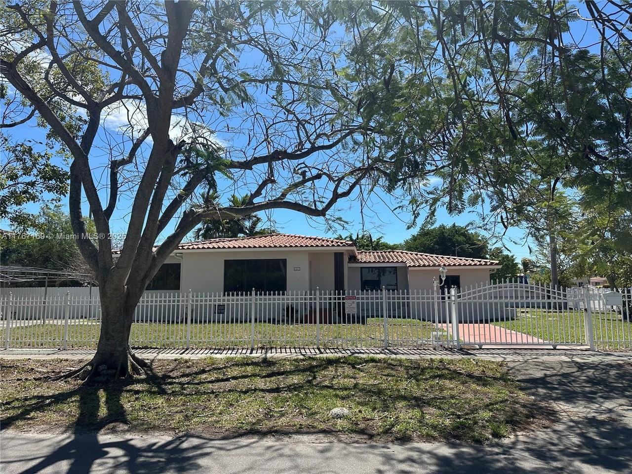 6440 Nw 2nd St ##0 - Photo 2 of 9