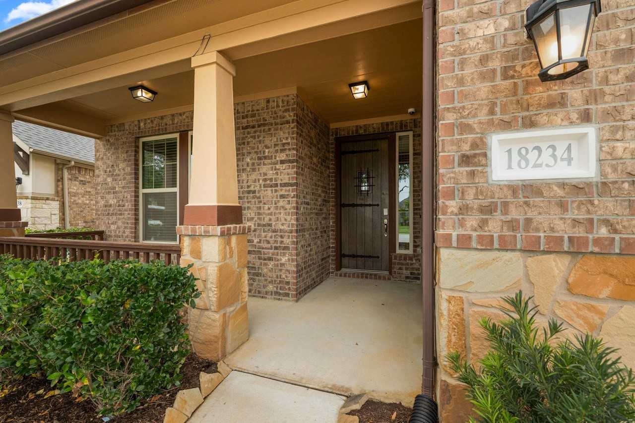 18234 Sofia Willow Way - Photo 3 of 37