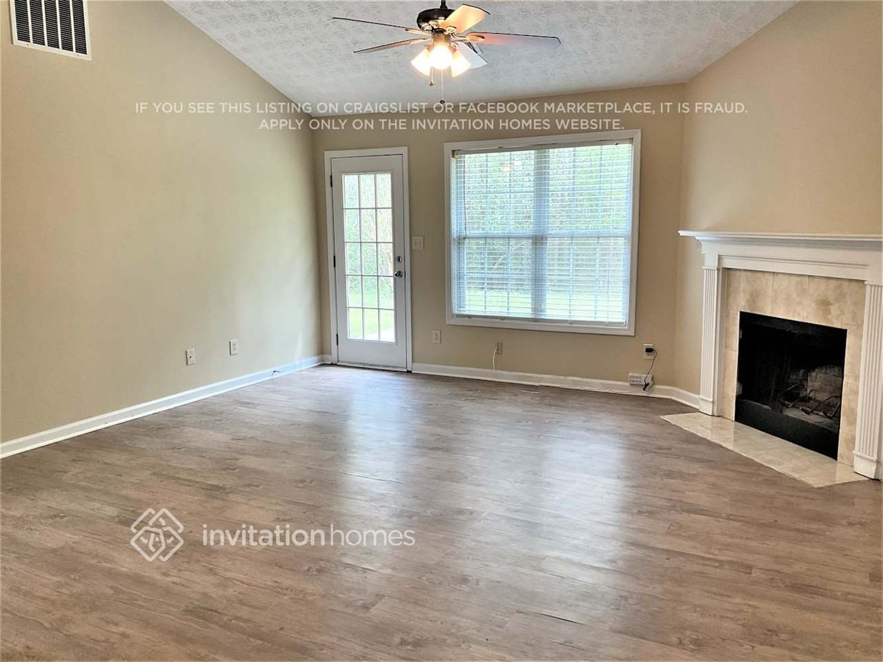 4279 Duncan Ives Dr - Photo 2 of 19