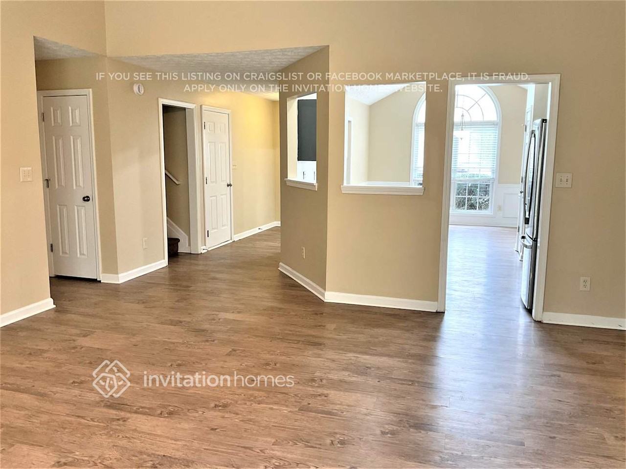 4279 Duncan Ives Dr - Photo 4 of 19