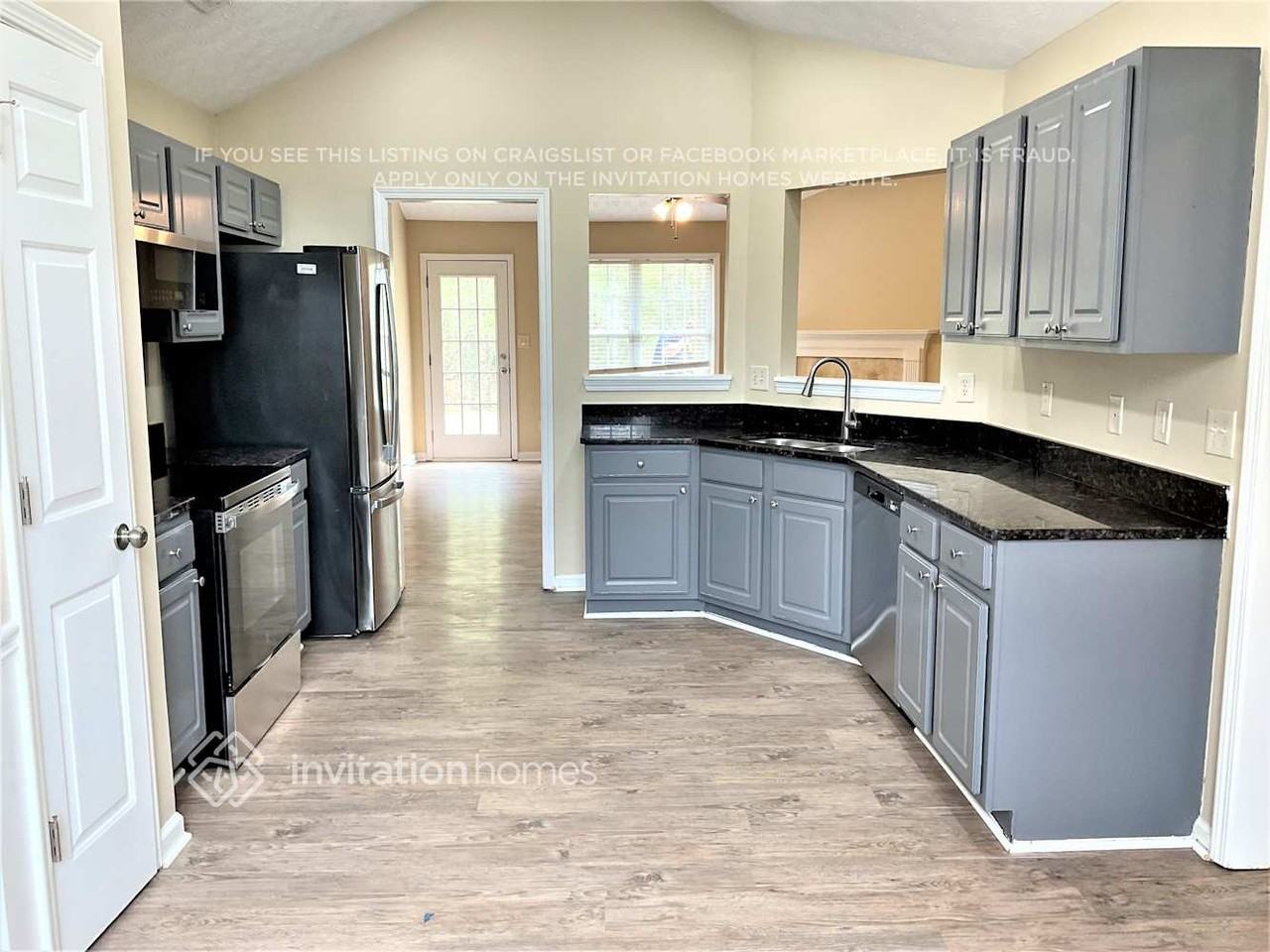 4279 Duncan Ives Dr - Photo 6 of 19
