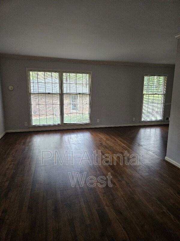 4757 Fellswood Dr - Photo 2 of 20