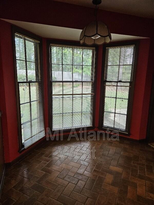 4757 Fellswood Dr - Photo 7 of 20