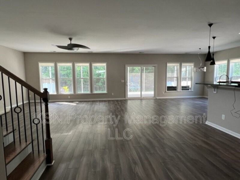 148 Tahoe Dr - Photo 6 of 49