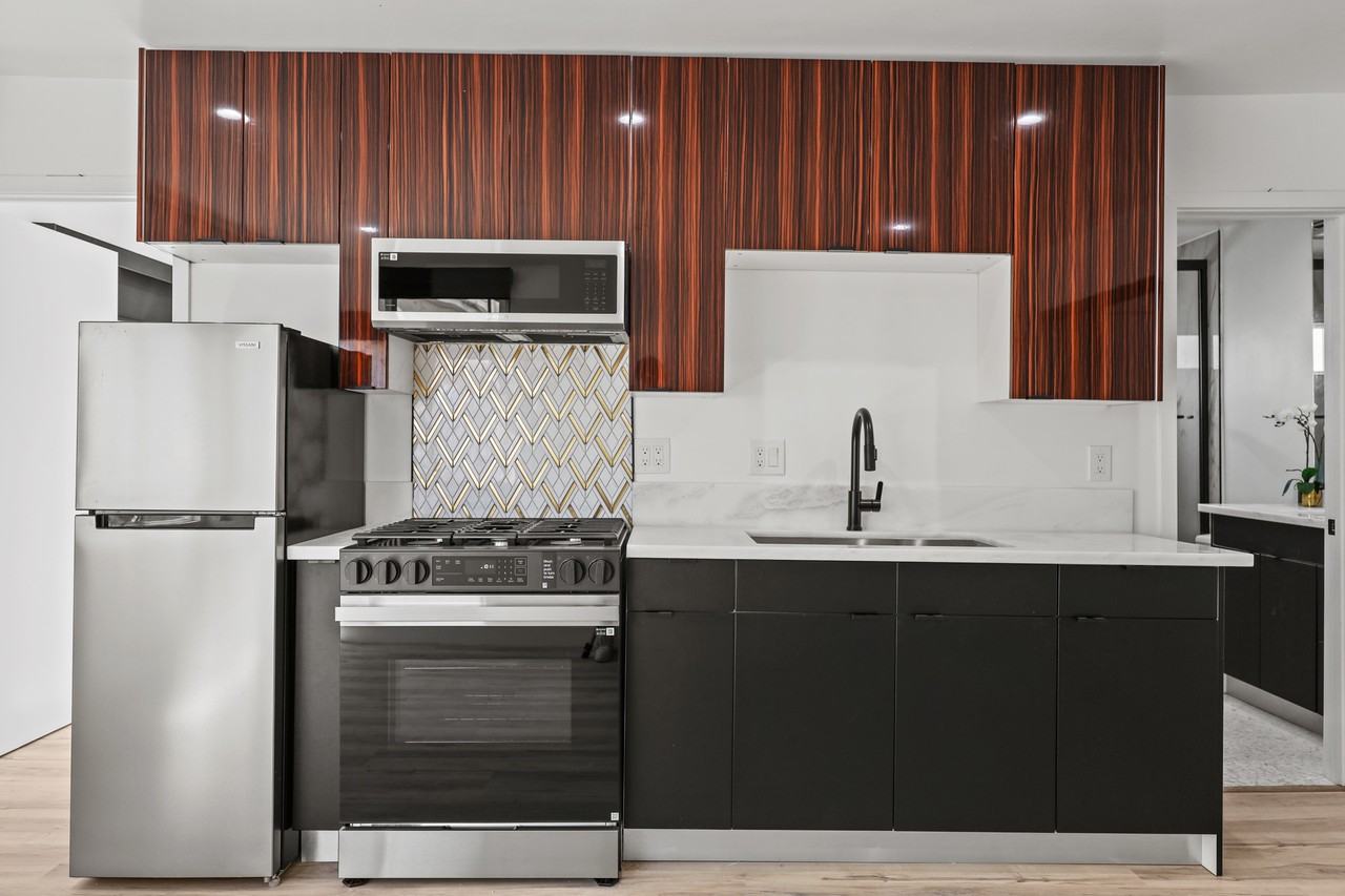 111 Normandie Avenue #14 - Photo 2 of 25