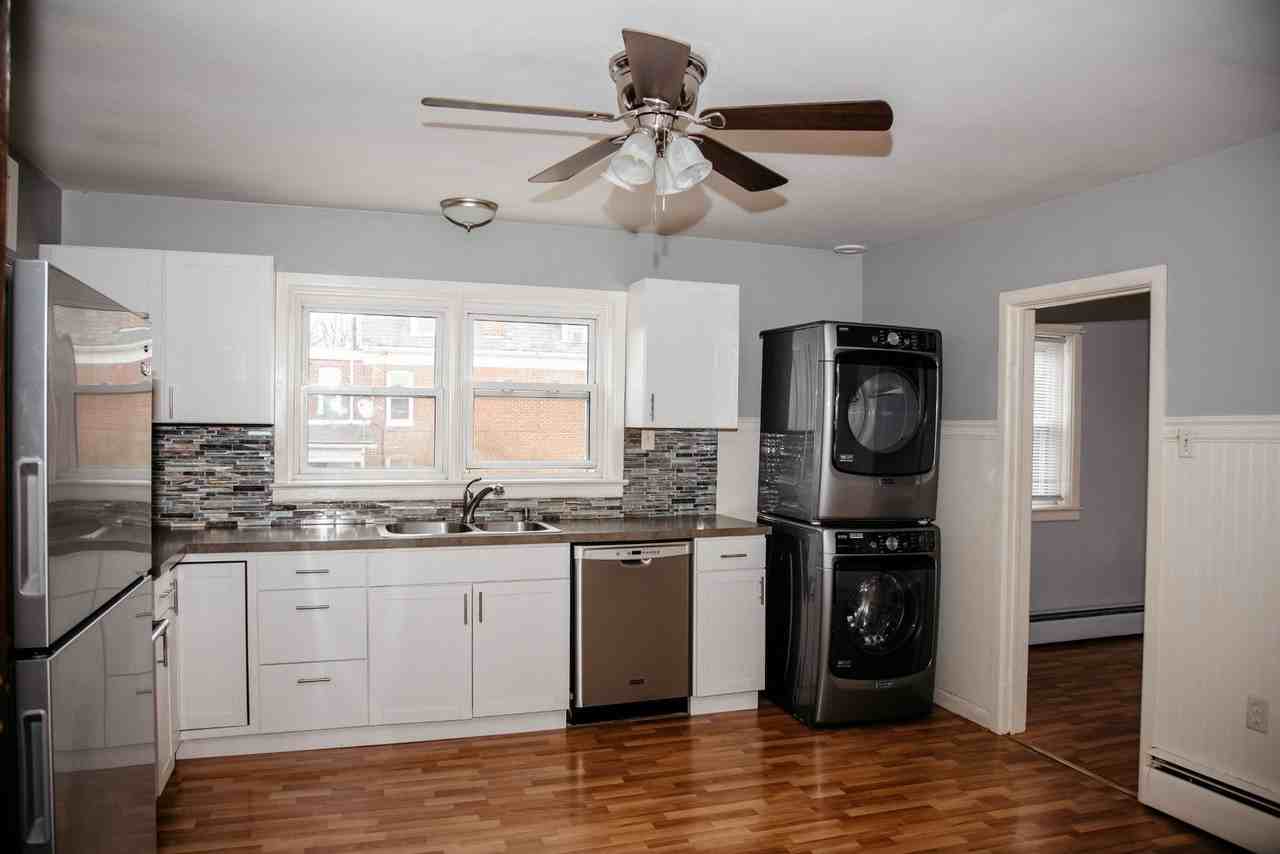 120 Hill St - Photo 3 of 22