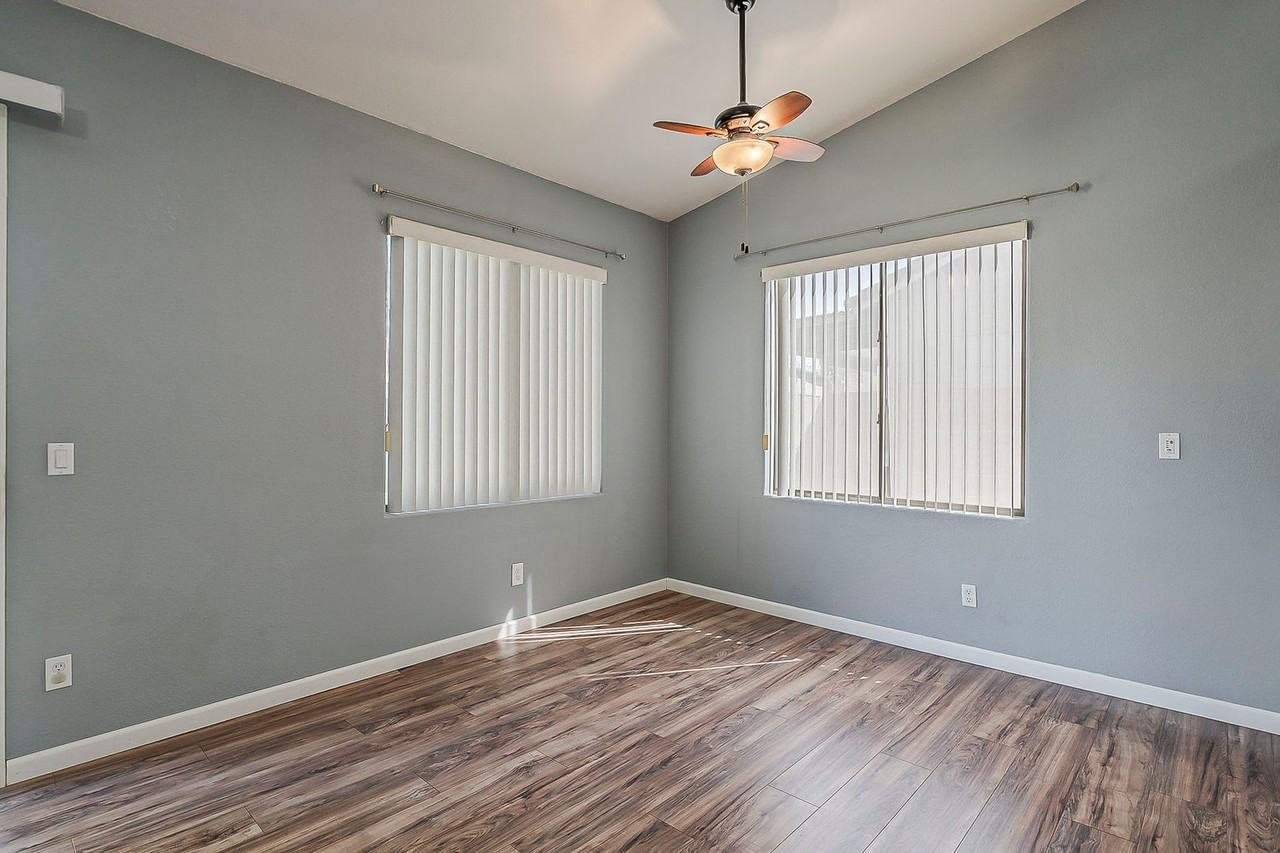 11344 E Contessa St - Photo 4 of 38