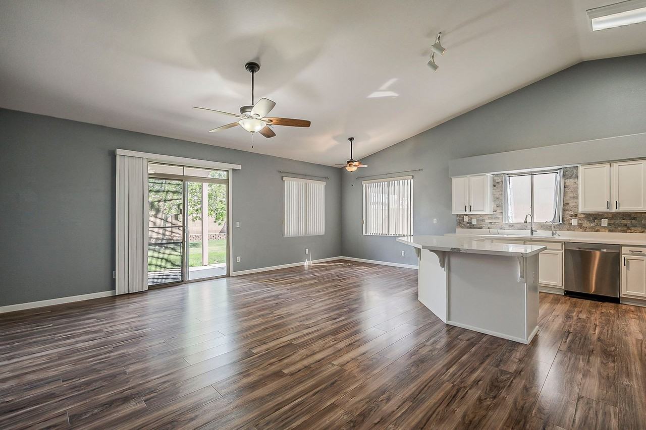 11344 E Contessa St - Photo 6 of 38