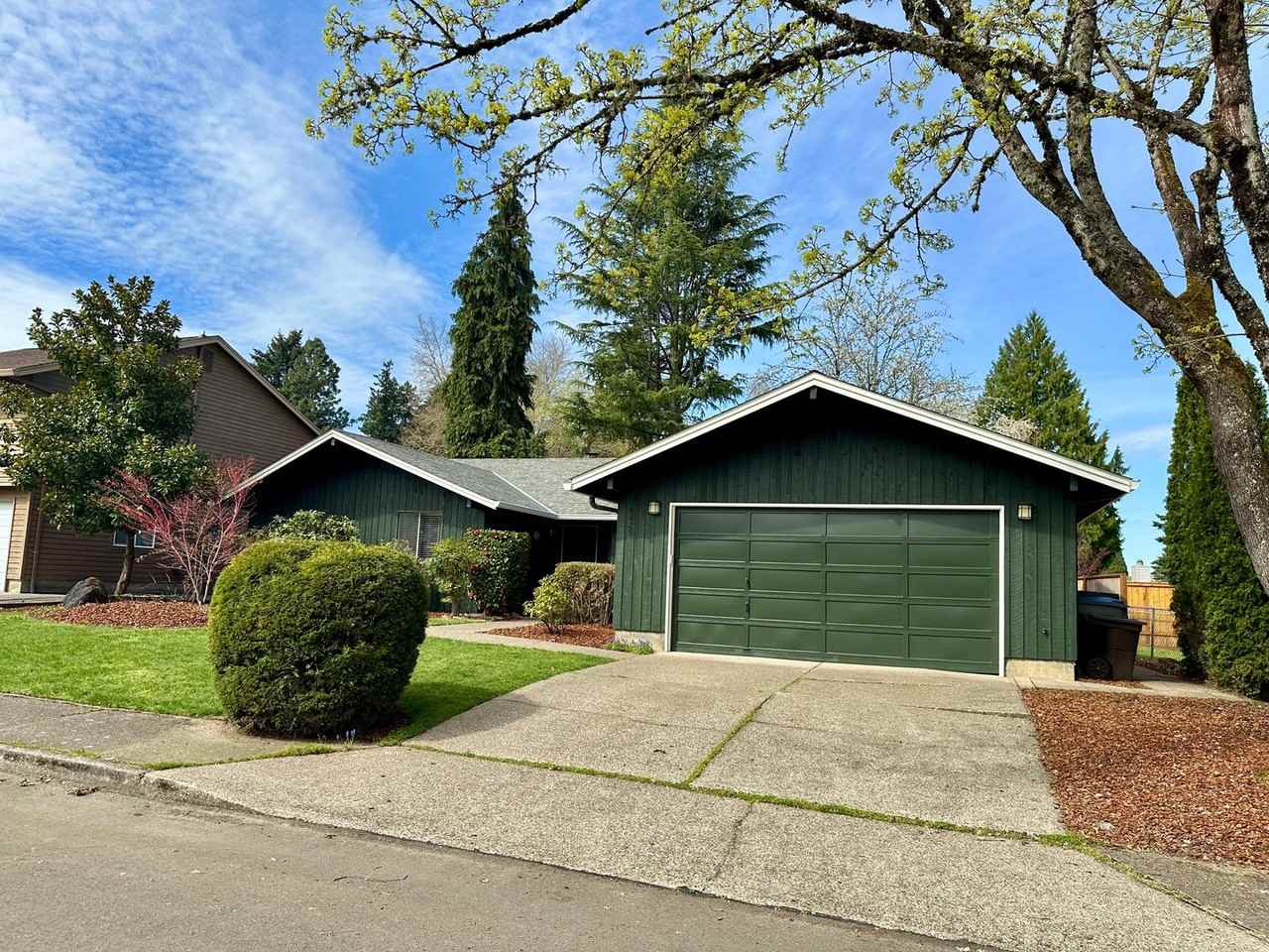 8625 Sw Inez St - Photo 3 of 35