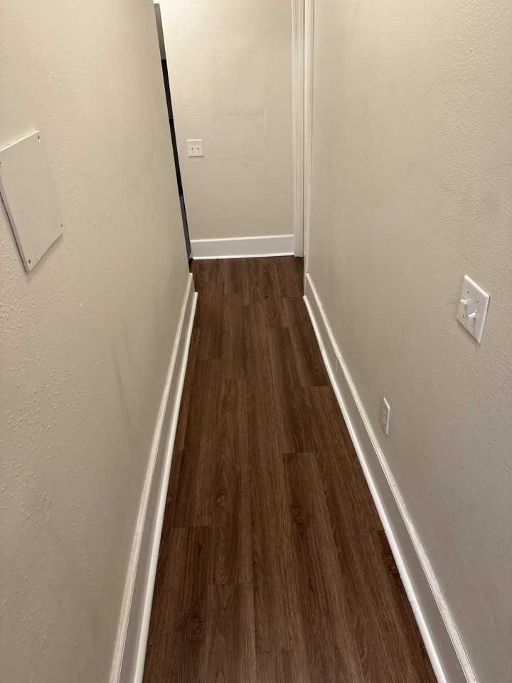 1035 12th Ave Se #1LOWER - Photo 7 of 11