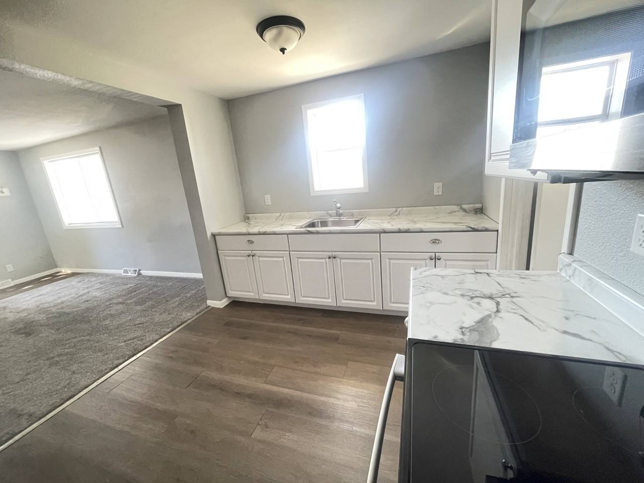 407 Wilson St #NA - Photo 3 of 14