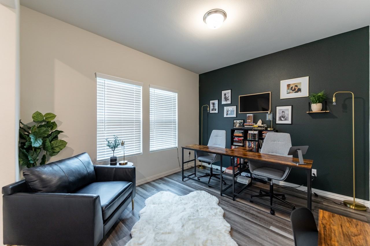 10605 Smiths Bend Rd #NA - Photo 2 of 25