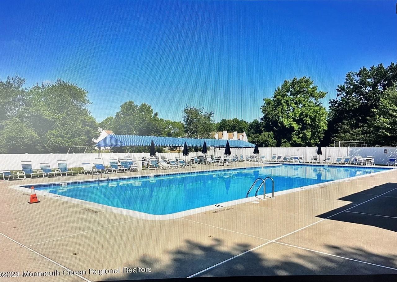 376 Hampton Pl #376HAMPTON - Photo 2 of 12