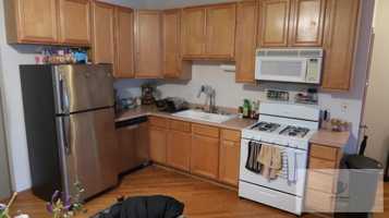 featured image of 1446 W Chicago Ave