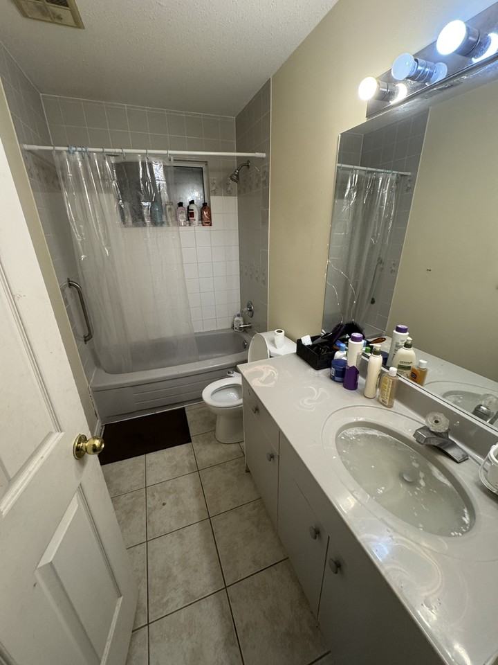 7981 115th St - Photo 3 of 8