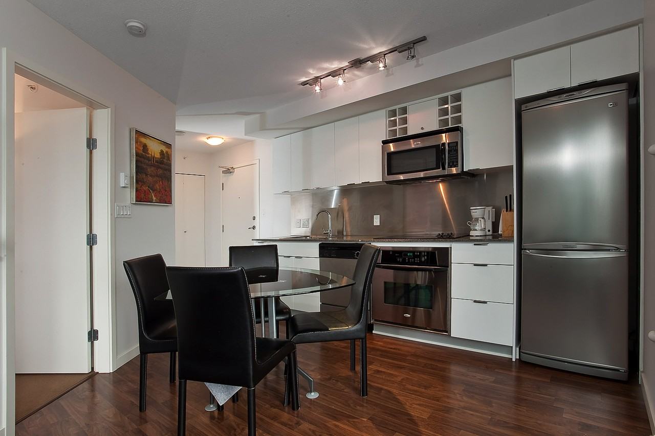 788 Hamilton Street - Photo 3