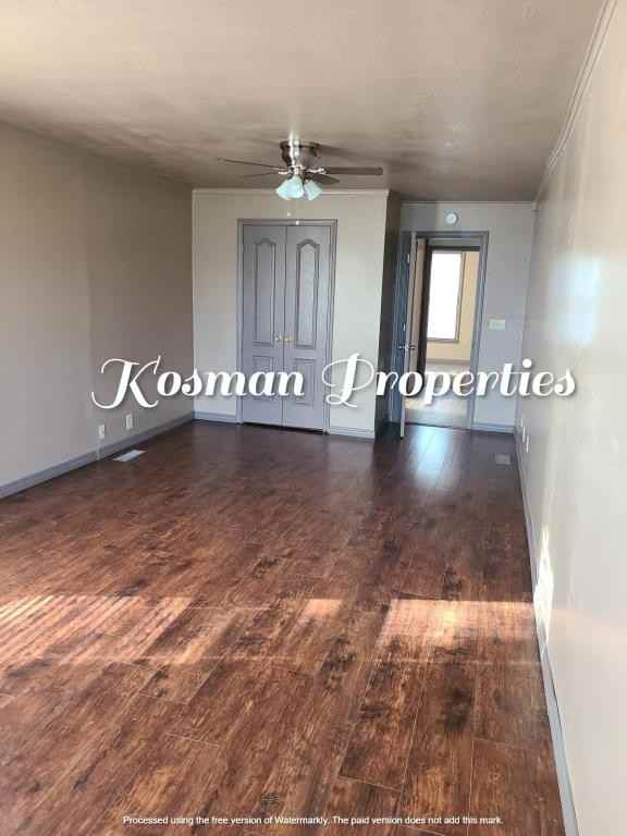 1019 E 15th St - Photo 5 of 34