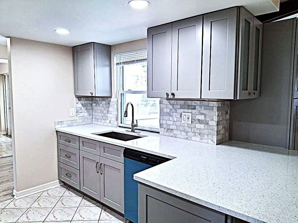 8308 123rd Ave - Photo 2 of 36