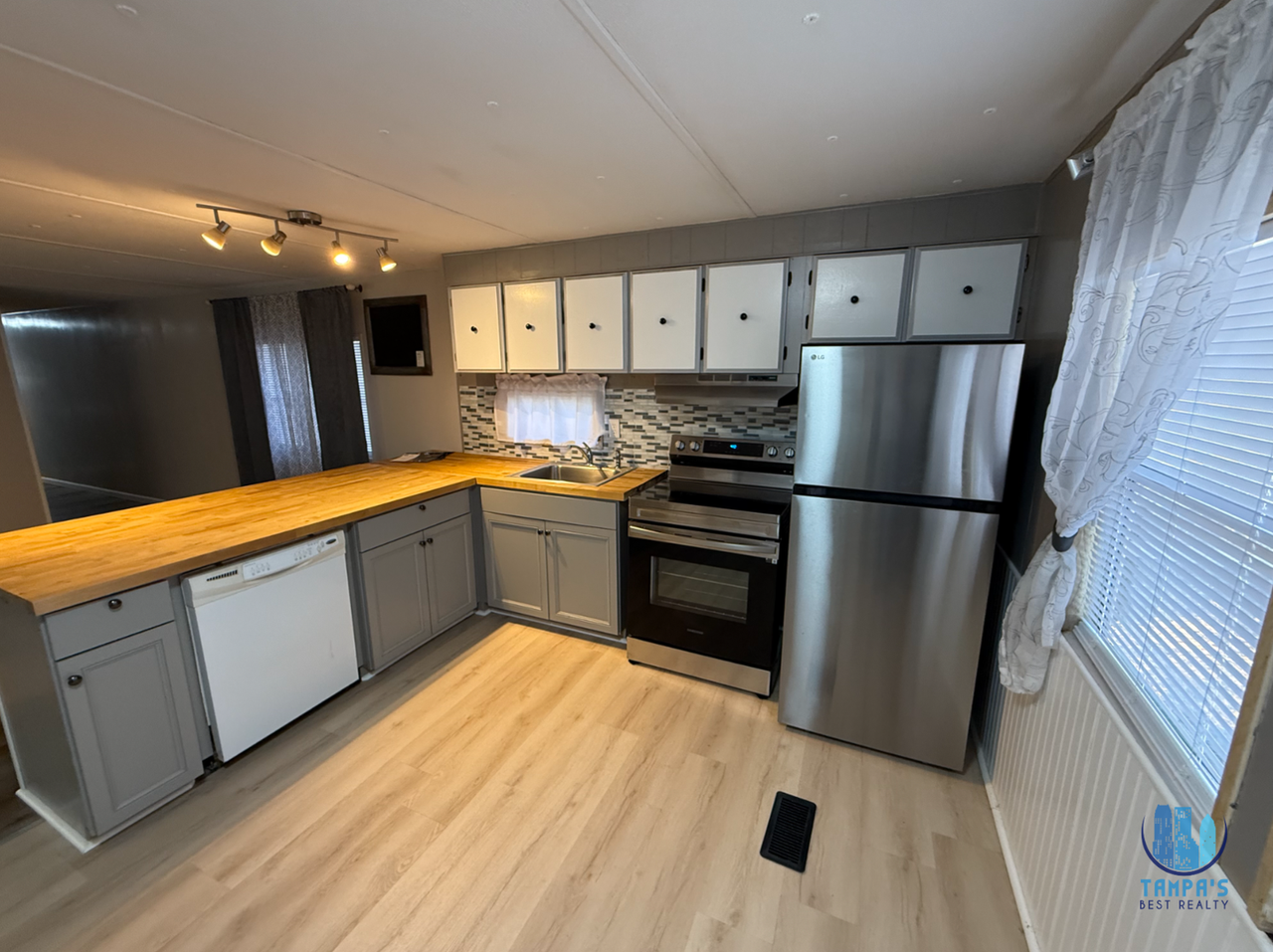 37814 Daughtery Rd - Photo 6 of 11