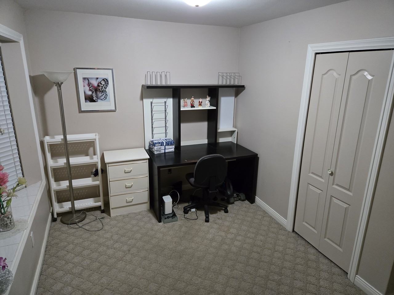 545 East 48th Avenue - Photo 2 of 9