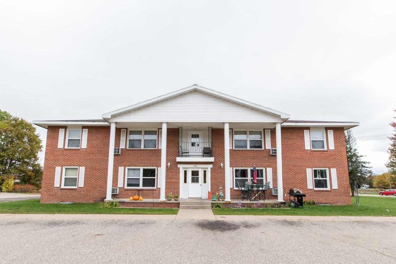 215 Sherman Avenue - Photo 3 of 50