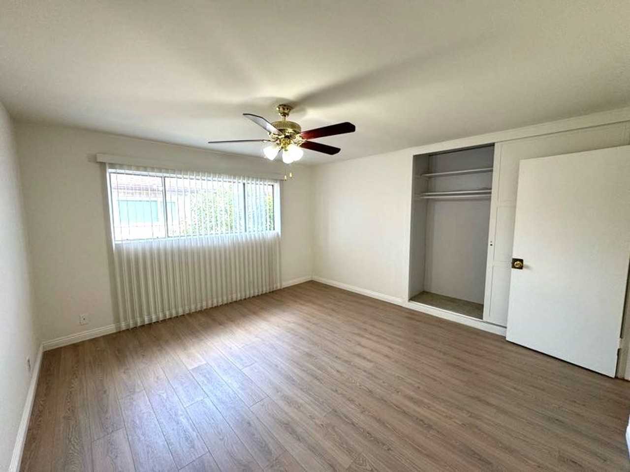 1394 Springfield St - Photo 5 of 20