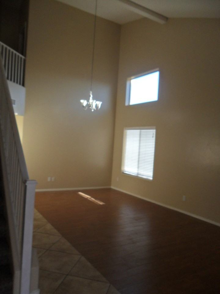 25863 W Elizabeth Ave - Photo 2 of 19