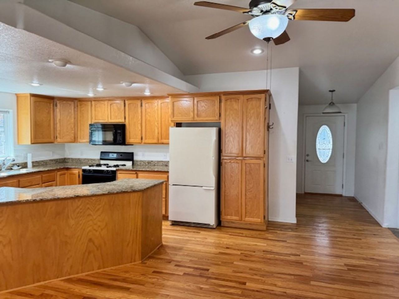 201 Via Linda - Photo 2 of 24