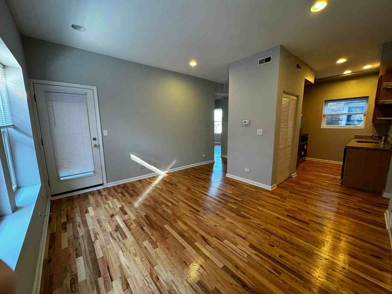 4724 N Bernard St #2W - Photo 2 of 11