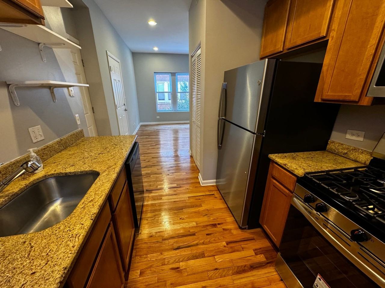 4724 N Bernard St #2W - Photo 7 of 11