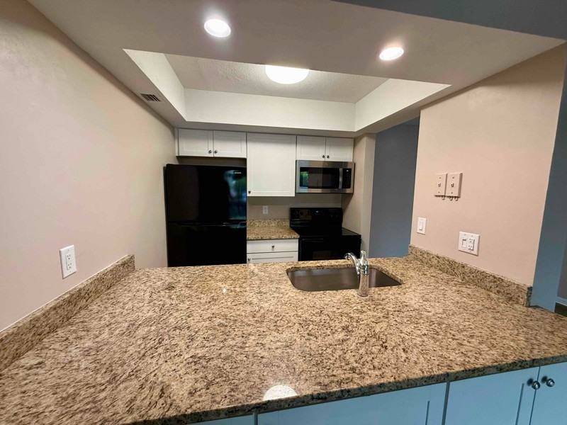 838 Nw Fork Rd - Photo 2 of 13