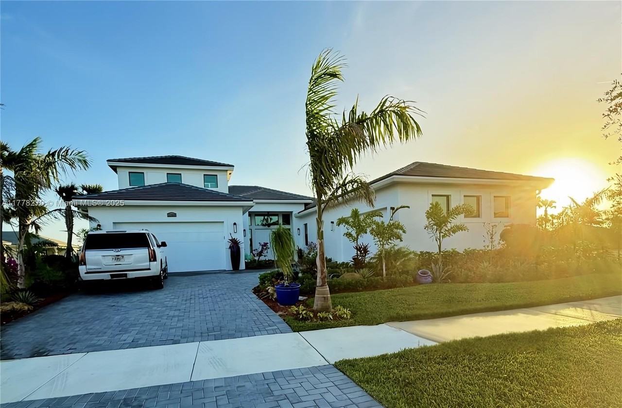 11460 Sw Pietra Way #11460 - Photo 4 of 50