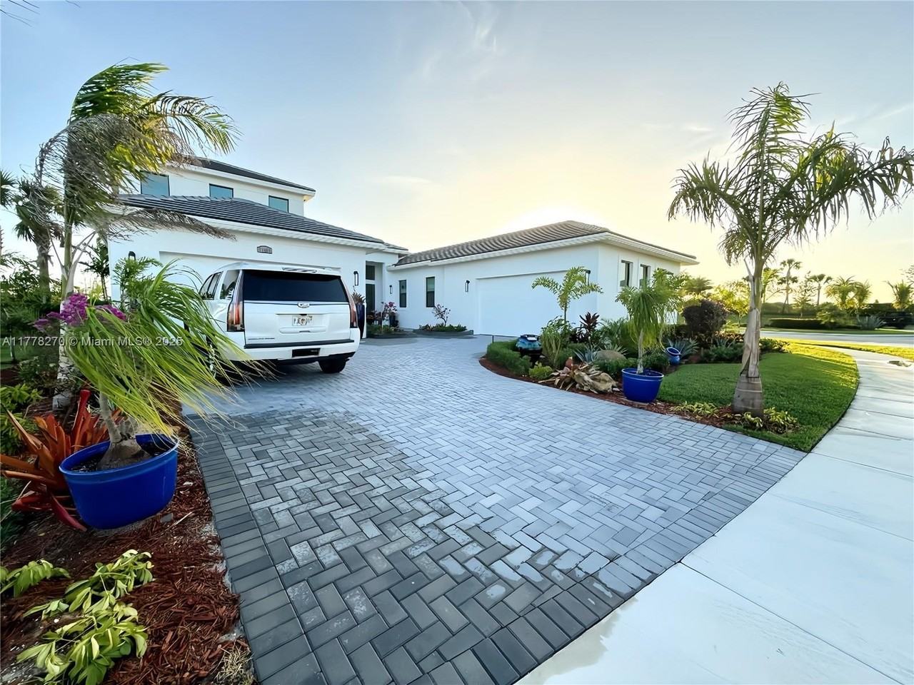 11460 Sw Pietra Way #11460 - Photo 5 of 50