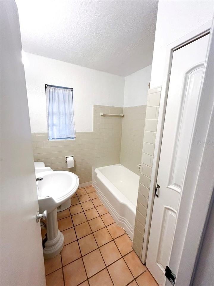 2916 West Paris Street #1 - Photo 4 of 9