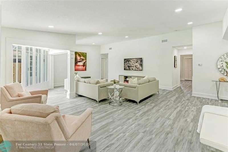 16643 Redwood Way - Photo 7 of 47