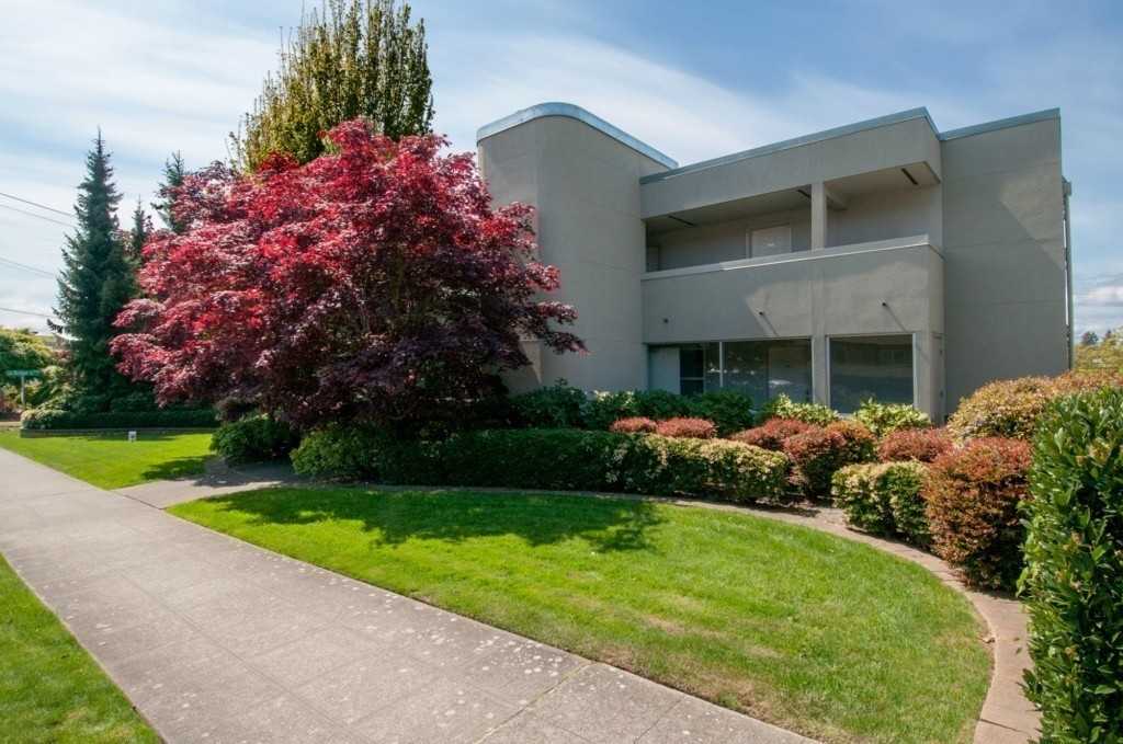 4457 44th Ave Sw #201 - Photo 2 of 20