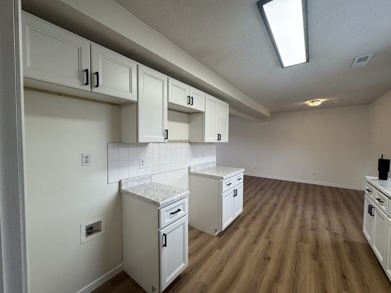 308 N Ferne Clyffe Rd - Photo 2 of 12