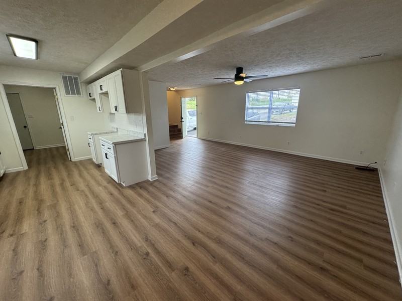 308 N Ferne Clyffe Rd - Photo 3 of 12