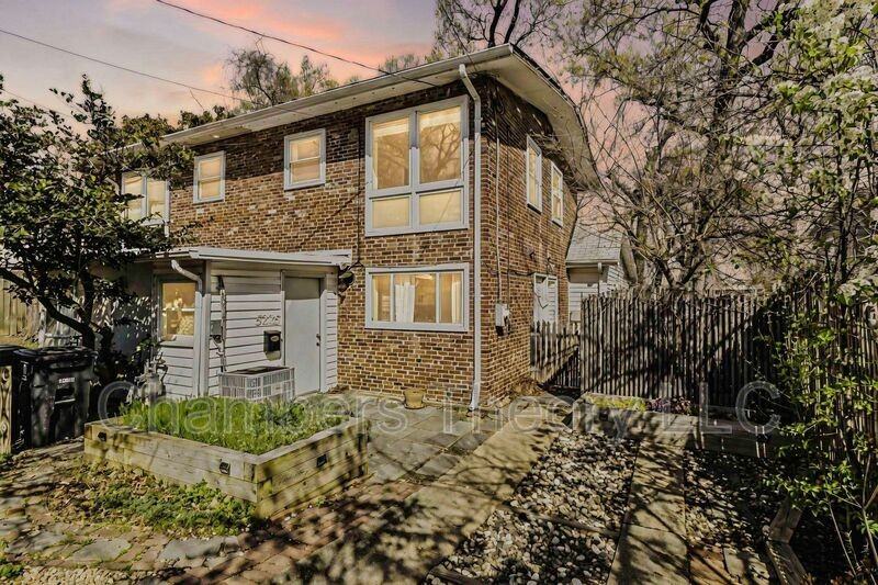 5225 10th Pl S